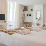 Upstays Palais Center 38M Studio