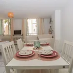 Upstays Palais Center 38m Apartmán