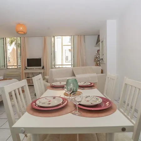 Upstays Palais Center 38m Appartamento