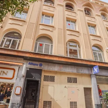 Upstays Palais Center 38m 아파트